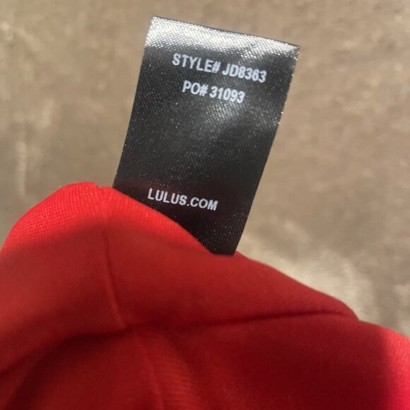 Lulus Dress Womens Sz XS Off The Shoulder Cherry Red Midi Ruffles JD8363 Holiday - Picture 3 of 6